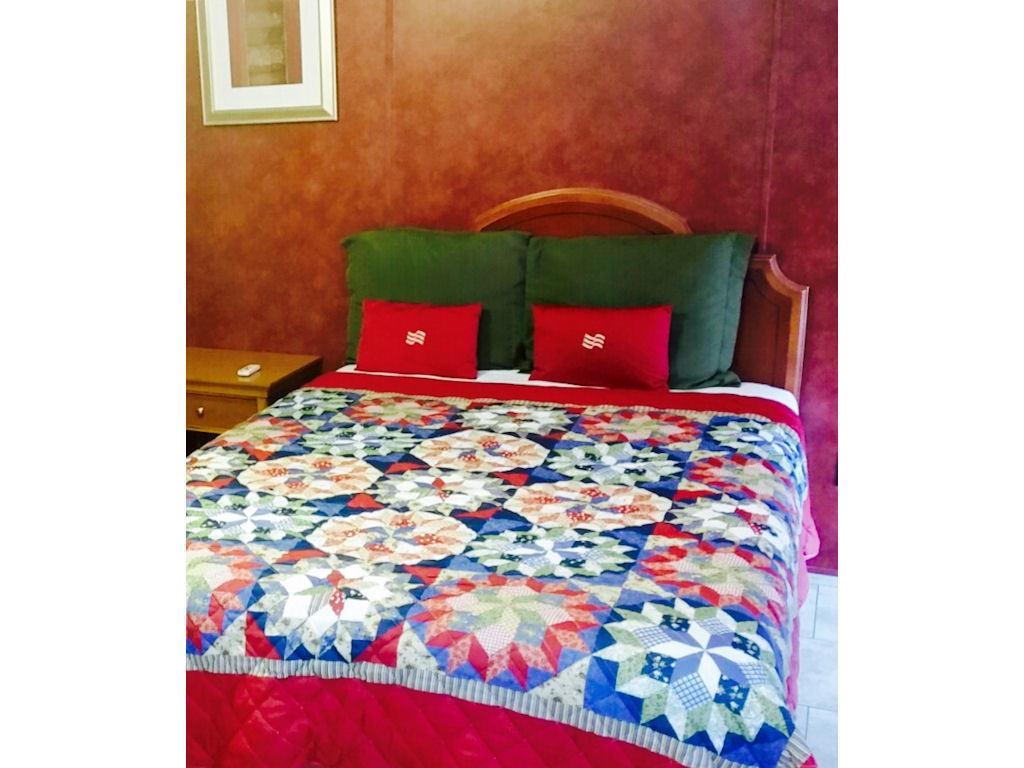 Grand Inn Big Lake Bilik gambar