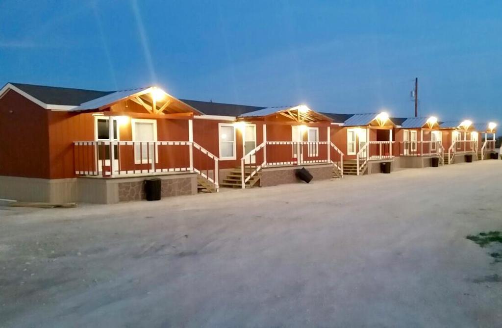 Grand Inn Big Lake Luaran gambar